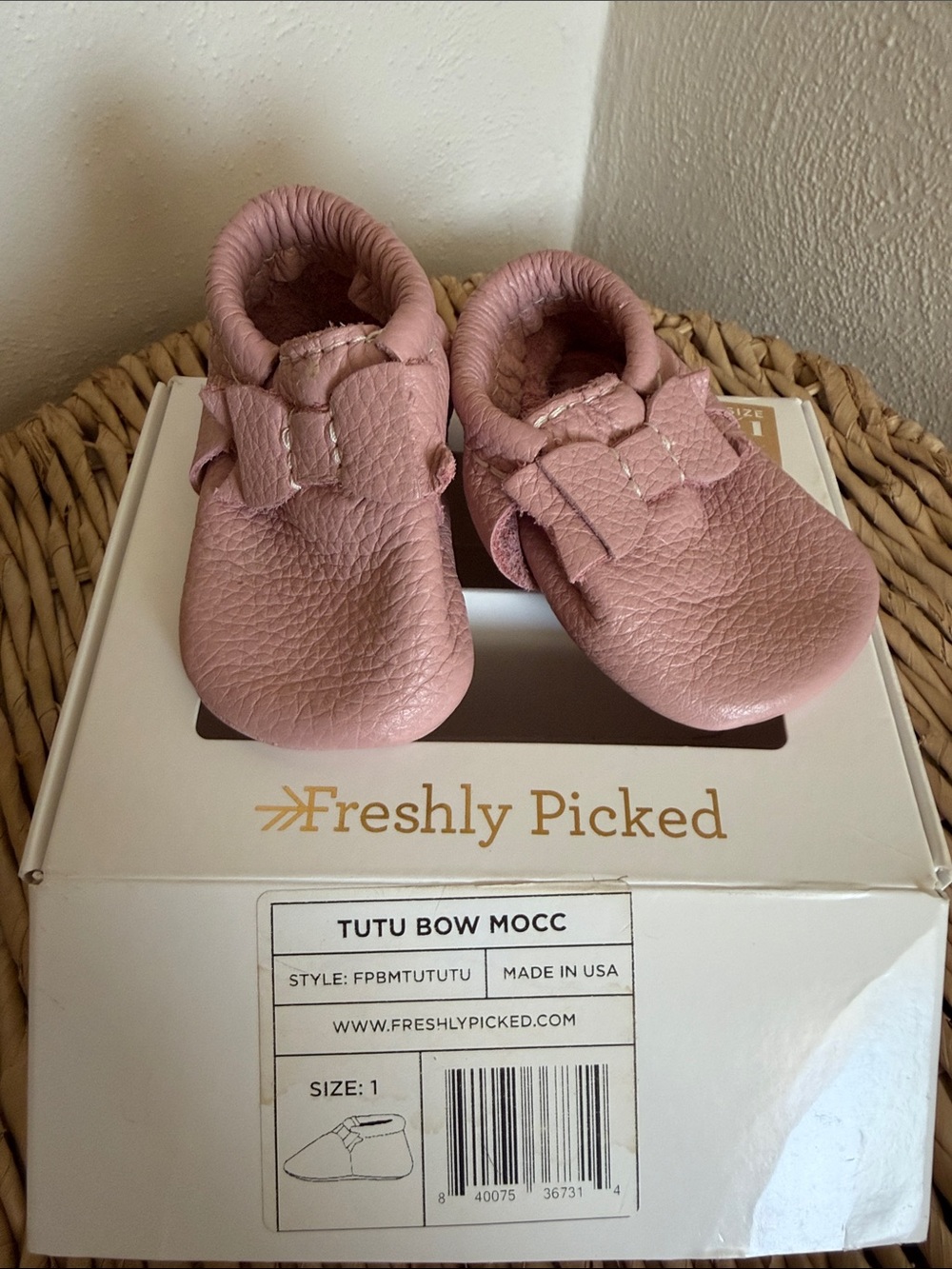 Freshly Picked Pink Tutu Bow Moccasins